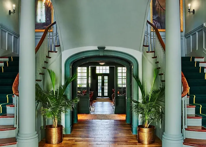 The Vanderbilt, Auberge Collection